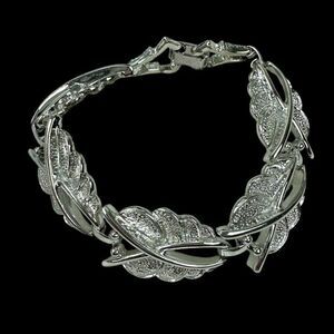 Sarah Coventry Silver Split Leaf Chain Bracelet Artsy Nature Fairycore‎ Chunky